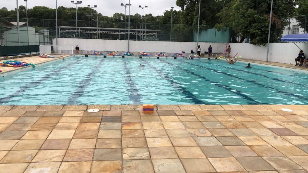 PISCINA - VOOS